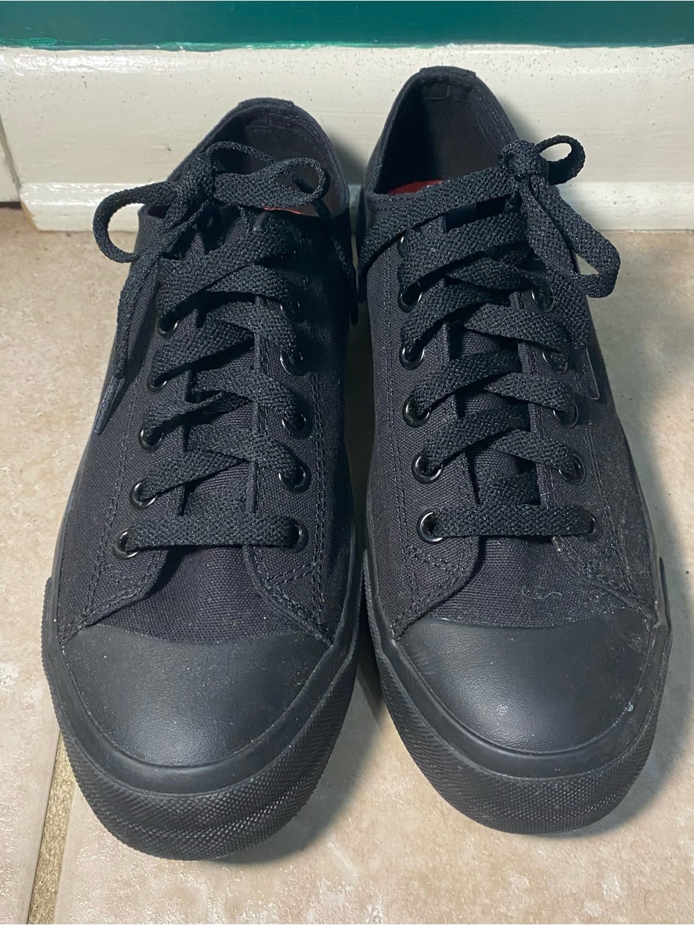 Shoes for crews canvas sneaker